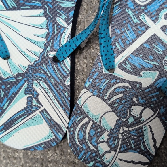 Vera Bradley Nautical Flip Flops NWT Size Larfe - Picture 3 of 4